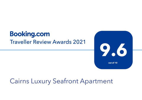 Cairns Luxury Seafront Apartment - Accommodation in Surfers Paradise 3