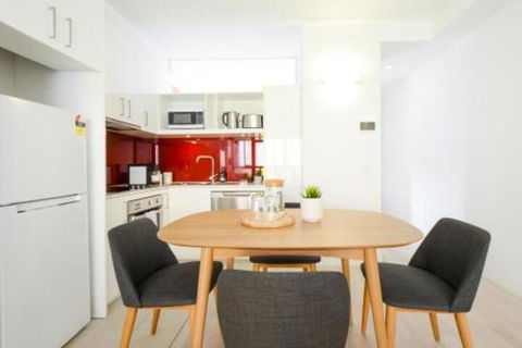 Canvas Suites On Russell Place - Accommodation in Surfers Paradise 4