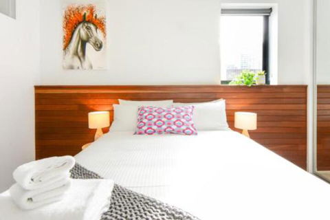 Canvas Suites On Russell Place - Accommodation in Surfers Paradise 1