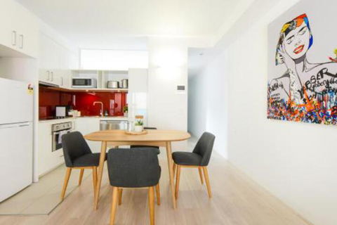 Canvas Suites On Russell Place - Accommodation in Surfers Paradise 6