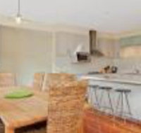 Felicity - Accommodation in Surfers Paradise