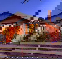 Grace's Spa Cottage - Accommodation in Surfers Paradise