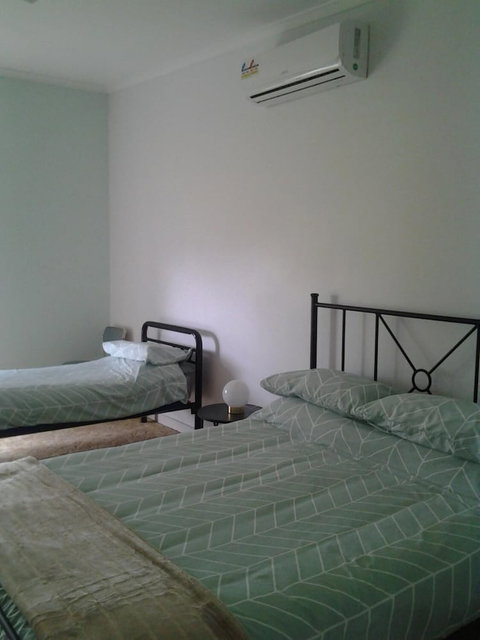 Hilltop Escape B&B - Accommodation in Surfers Paradise 5
