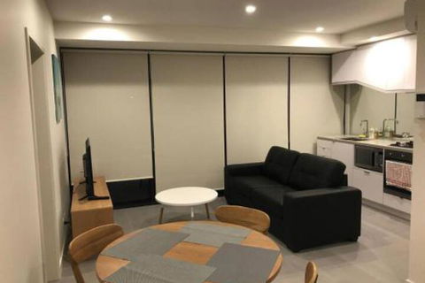 Elegant Modern Apartment In Central Melbourne - Accommodation in Surfers Paradise 4