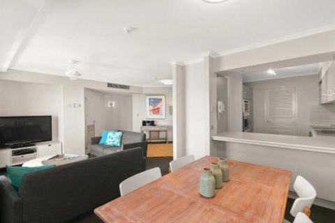Oceanview 34 At 181 The Esplanade - Accommodation in Surfers Paradise 2