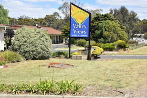 Valley Views Motel & Chalets - Accommodation in Surfers Paradise 0