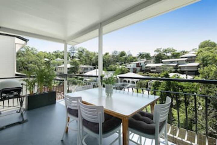 Western Brisbane And Ipswich QLD Accommodation in Surfers Paradise