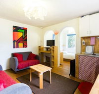 REID Fitzroy Studio Apartment - Accommodation in Surfers Paradise