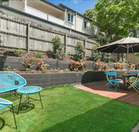 Tallywood 4 Bedroom - Accommodation in Surfers Paradise