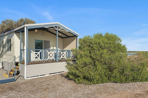 Port Broughton Tourist Park - Accommodation in Surfers Paradise 2