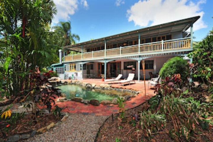 Stratford QLD Accommodation in Surfers Paradise