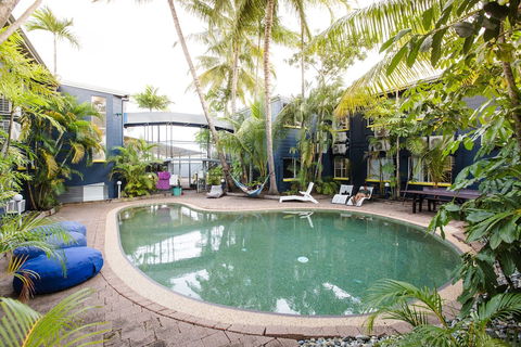 Mad Monkey Backpackers Village - Accommodation in Surfers Paradise 1