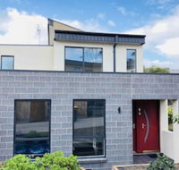 Apollo Bay Seal Apartments - Accommodation in Surfers Paradise