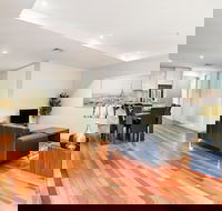 Sanctuary Apartments - Collins St CBD - Accommodation in Surfers Paradise