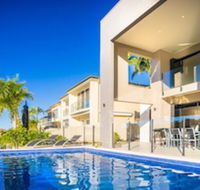 Indulgence on Bay Four - Accommodation in Surfers Paradise