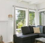 Mysa Anglesea Sleeps 7 WiFi Netflix Cafes Shops - Accommodation in Surfers Paradise
