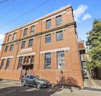 BOUTIQUE STAYS - Loft on Rose - Accommodation in Surfers Paradise