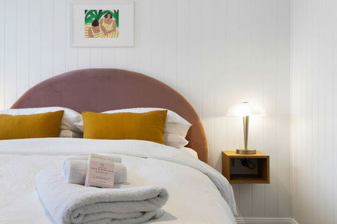 A PERFECT STAY Sunset Beach Riverside - Accommodation in Surfers Paradise 2