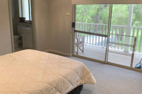 Xcape At The Cape - Accommodation in Surfers Paradise 6