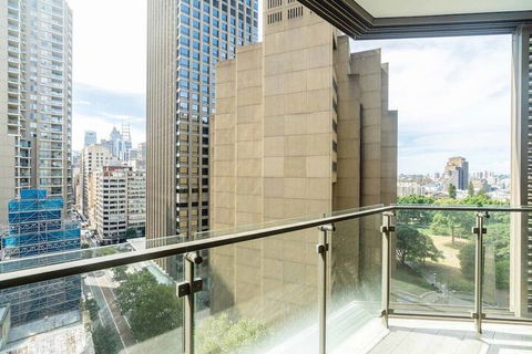 Fabulous City 2 BDR Apt In New Building - Accommodation in Surfers Paradise 5