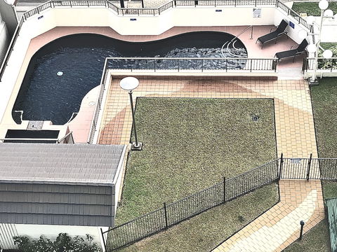 Cairns Apartment Esplanade Ocean Views - Accommodation in Surfers Paradise 2