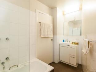 The Nest - Accommodation in Surfers Paradise 1