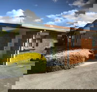 Kellraine Holiday Units