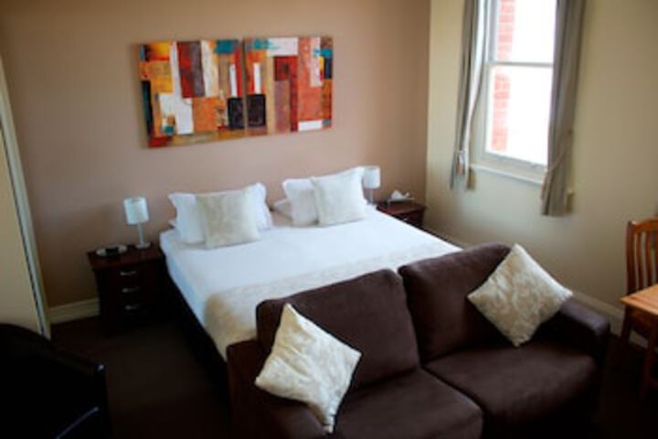 Murray Bridge SA Accommodation in Surfers Paradise