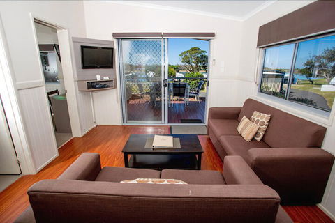 Reflections Holiday Parks Shaws Bay - Accommodation in Surfers Paradise 5