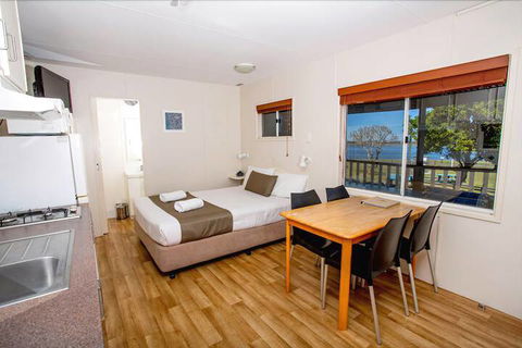 Reflections Holiday Parks Shaws Bay - Accommodation in Surfers Paradise 2