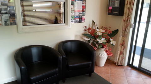 Armidale Pines Motel - Accommodation in Surfers Paradise 2