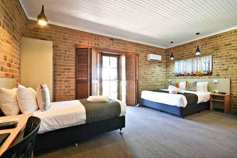 Nightcap At Macquarie Inn - Accommodation in Surfers Paradise 4