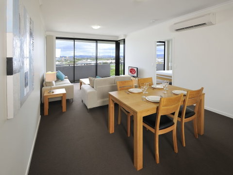 Apartments G60 Gladstone - Accommodation in Surfers Paradise 1