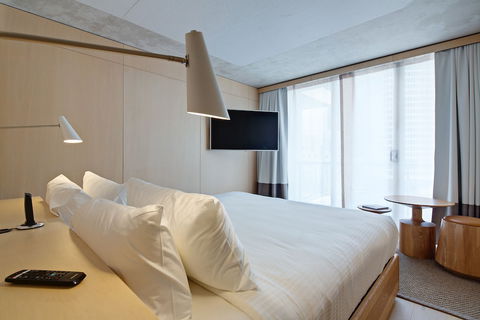 Zara Tower Hotel - Accommodation in Surfers Paradise 2