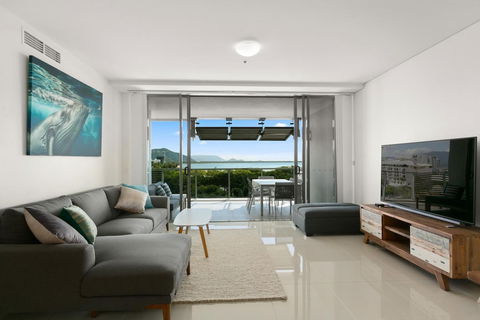 Cairns Private Apartments - Accommodation in Surfers Paradise 6