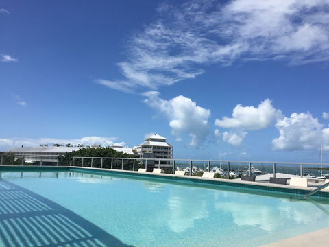 Cairns Private Apartments - Accommodation in Surfers Paradise 2