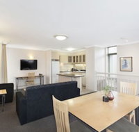 Melbourne Metropole Central - Accommodation in Surfers Paradise