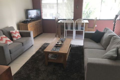 Reef Gateway Apartments - Accommodation in Surfers Paradise 0