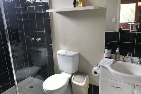 Reef Gateway Apartments - Accommodation in Surfers Paradise 5