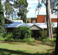 Clarendon Chalets - Accommodation in Surfers Paradise