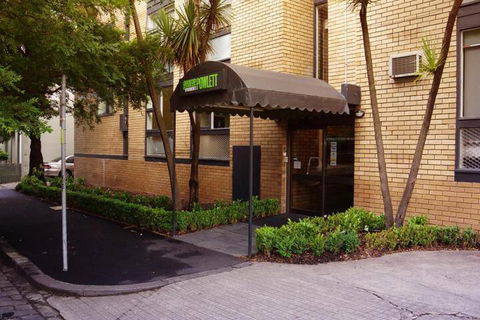 George Powlett Apartments - Accommodation in Surfers Paradise 2