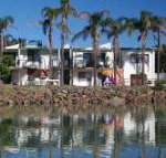 Beachfront 2 25 Willow Street - Accommodation in Surfers Paradise