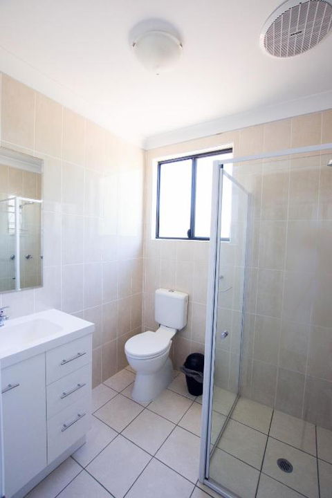 Topaz Cottage - Accommodation in Surfers Paradise 2