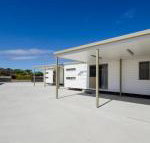 Rocks Retreat Cabin Dolphin - Accommodation in Surfers Paradise