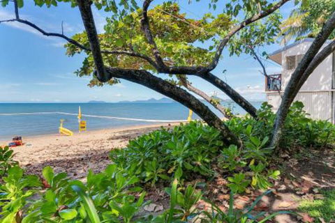 WINDFALL In PALM COVE - Accommodation in Surfers Paradise 6