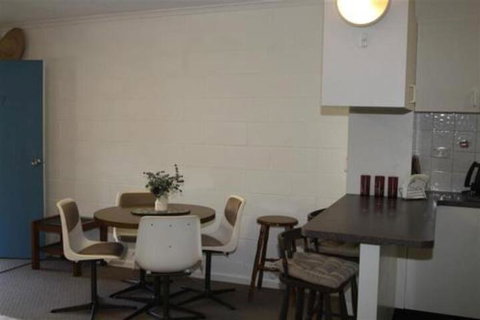 VILLA MANYANA 7 - Accommodation in Surfers Paradise 6