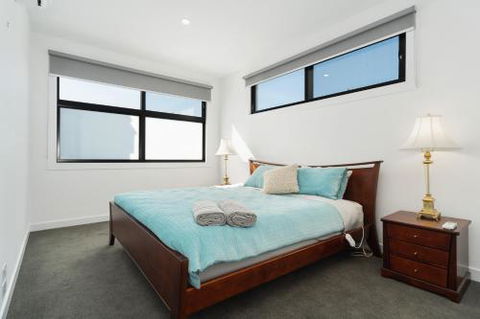 Portrush Luxury B & B - Accommodation in Surfers Paradise 6