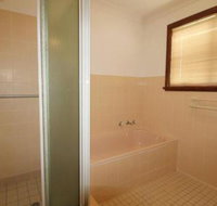 Amzaz 15 Korogora Street - Accommodation in Surfers Paradise