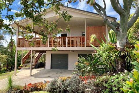 Relax & Unwind - Accommodation in Surfers Paradise 0