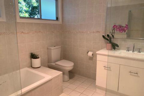 Relax & Unwind - Accommodation in Surfers Paradise 3